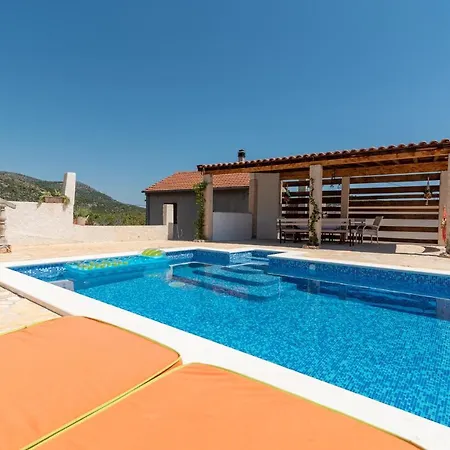 Lägenhet Eden Mediterranean House *