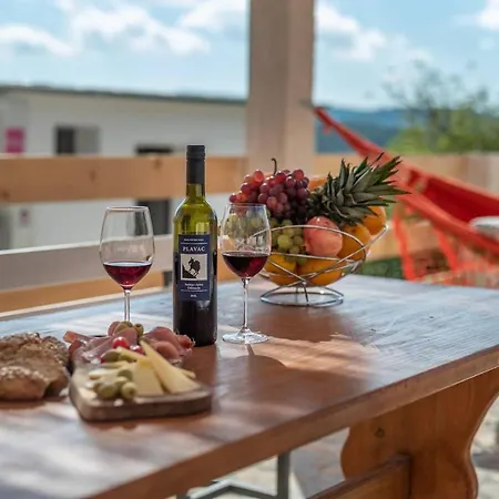 Eden Mediterranean House Lägenhet